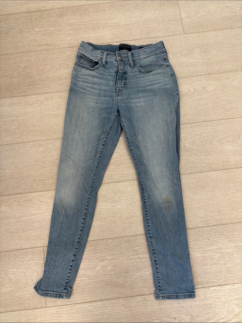 Lucky Brand Mid Rise Ava Skinny Ankle Jeans in Blue light wash size 4 / 27 A